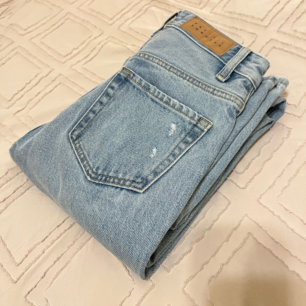 PacSun 90s Boyfriend Jeans Ripped: High Rise